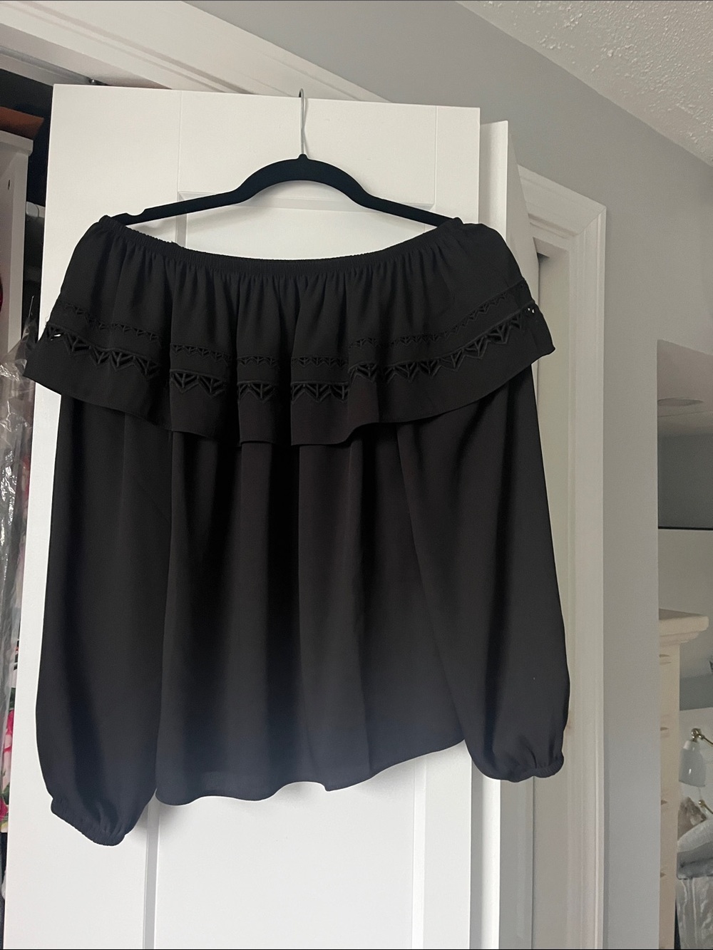 White House Black Market Black Off-Shoulder Ruffle Blouse - Picture 2 of 6